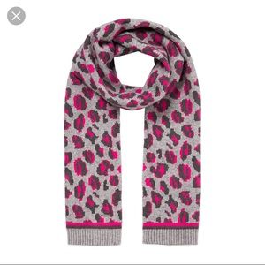 Joules Trissy grey and pink leopard scarf